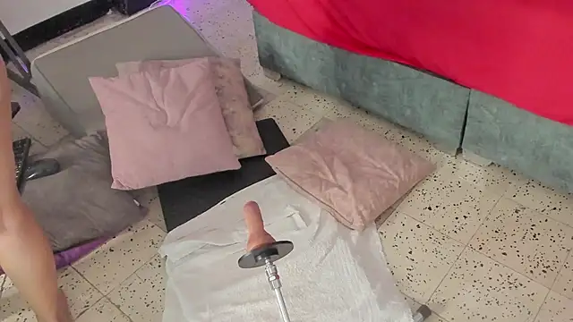 IsiisLovei online show from 21, 3, 2026