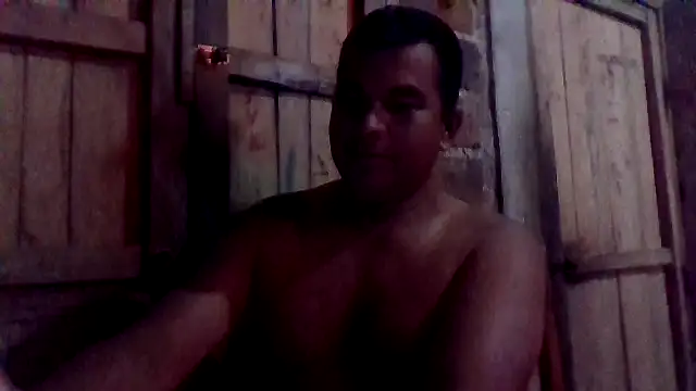 Snapshot of axomen chatting on 15, 12, 2025 axomen online show from 15, 12, 2025