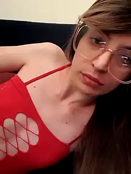 Snapshot of LouGabriel chatting on 8, 2, 2025 LouGabriel online show from 8, 2, 2025