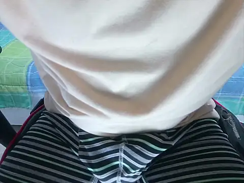 TeddyGominola  online show from 8, 2, 2025