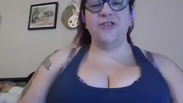 Snapshot of GothyBaby chatting on 21, 1, 2025 GothyBaby online show from 21, 1, 2025