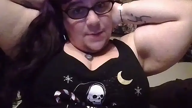 Snapshot of GothyBaby chatting on 13, 11, 2025 GothyBaby online show from 13, 11, 2025