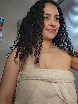 Lucy Marin online show from 21, 12, 2025