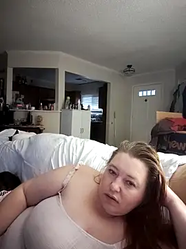 Snapshot of atlwebbie75 chatting on 22, 10, 2025 atlwebbie75 online show from 22, 10, 2025