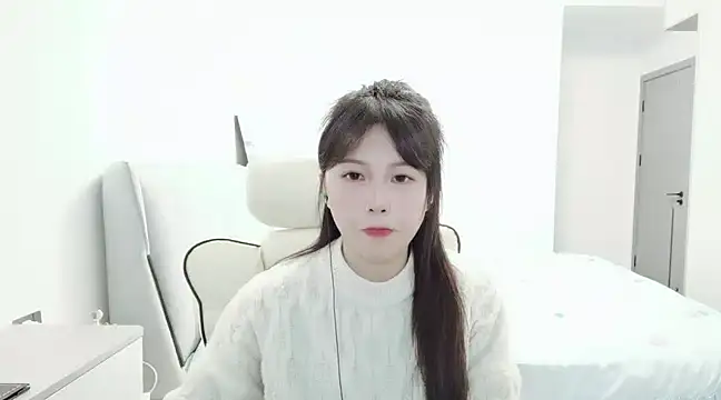 Sunset glow online show from 4, 1, 2025