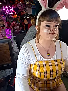 VelvetDiablo online show from 4, 4, 2026