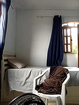 Safadinho2312 online show from 15, 1, 2026