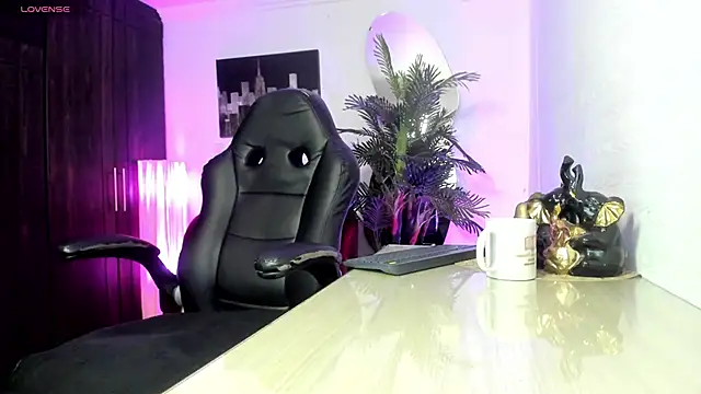 Amaia Bushida online show from 30, 9, 2025