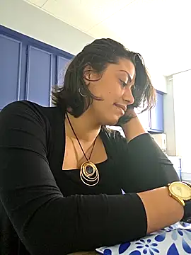 Nikkierosee online show from 15, 9, 2025