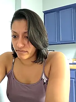 Nikkierosee online show from 11, 10, 2025