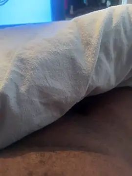 Snapshot of chocolatelongstrokes chatting on 5, 3, 2026 chocolatelongstrokes online show from 5, 3, 2026