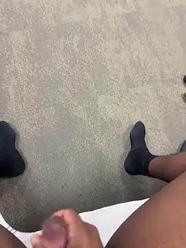 Snapshot of chocolatelongstrokes chatting on 7, 3, 2026 chocolatelongstrokes online show from 7, 3, 2026