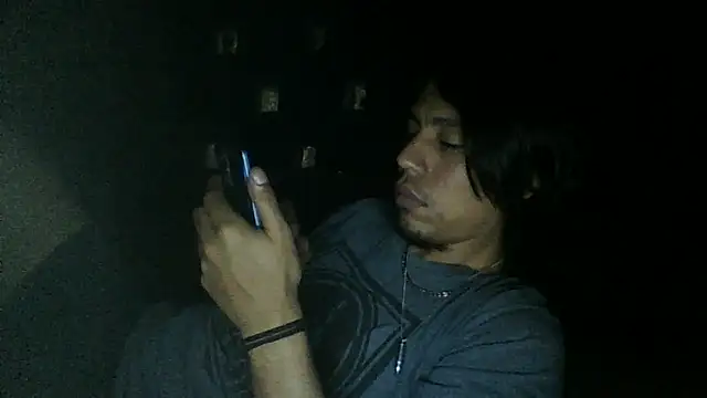 AlexAlejandro13 online show from 26, 3, 2026