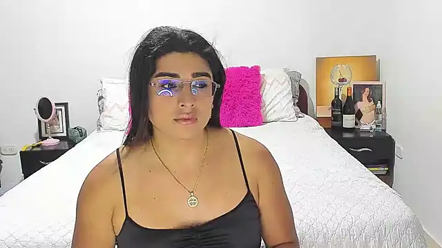 Snapshot of Khalifa_Gold chatting on 1, 12, 2024 Khalifa Gold online show from 1, 12, 2024