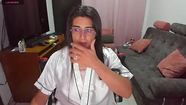 Snapshot of Khalifa_Gold chatting on 14, 2, 2025 Khalifa Gold online show from 14, 2, 2025