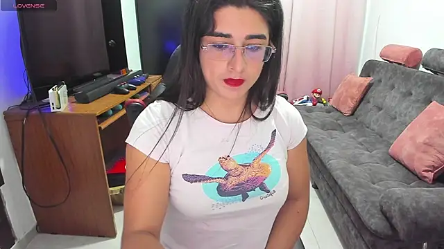 Snapshot of Khalifa_Gold chatting on 3, 3, 2025 Khalifa Gold online show from 3, 3, 2025