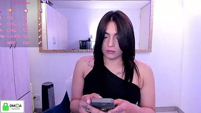 Snapshot of EricaVanderhill chatting on 8, 6, 2026 EricaVanderhill online show from 8, 6, 2026