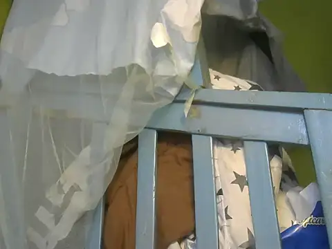 Snapshot of Athena_2019 chatting on 13, 4, 2026 Athena 2019 online show from 13, 4, 2026