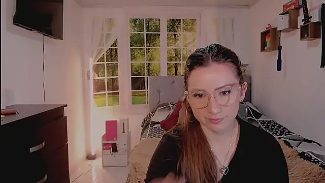 vanessabrown  online show from 30, 5, 2026