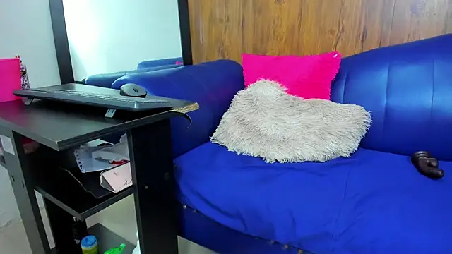 Mature Skinny online show from 11, 2, 2025