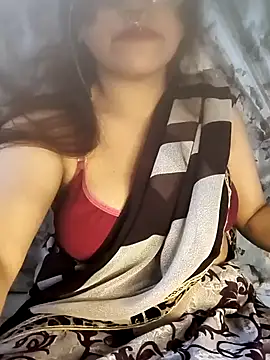 Snapshot of Star-Night chatting on 28, 1, 2025 Star-Night online show from 28, 1, 2025