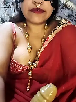 Snapshot of Star-Night chatting on 5, 2, 2025 Star-Night online show from 5, 2, 2025