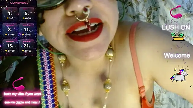 Snapshot of Star-Night chatting on 27, 2, 2025 Star-Night online show from 27, 2, 2025