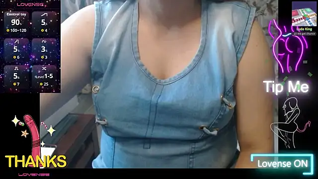 Snapshot of Star-Night chatting on 10, 9, 2025 Star-Night online show from 10, 9, 2025