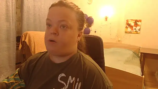 Janiffer MiMi online show from 4, 1, 2025