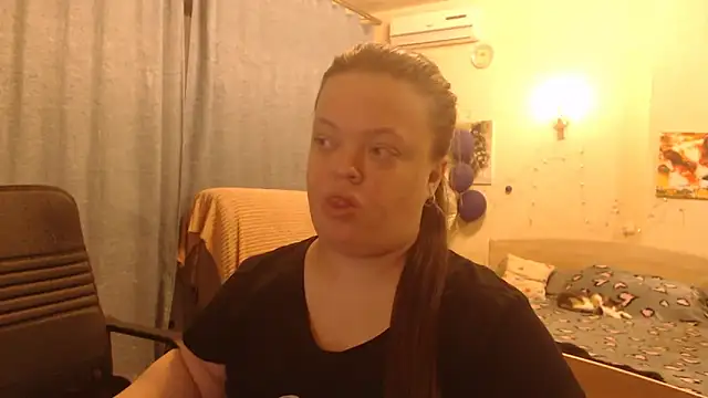 Janiffer MiMi online show from 12, 1, 2025