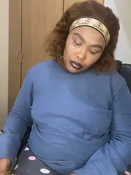 Snapshot of BADFATASS85 chatting on 25, 4, 2026 BADFATASS85 online show from 25, 4, 2026