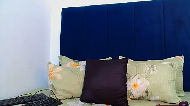 Snapshot of AvaOcean chatting on 7, 2, 2025 AvaOcean online show from 7, 2, 2025