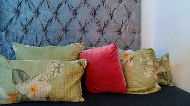 Snapshot of AvaOcean chatting on 20, 2, 2025 AvaOcean online show from 20, 2, 2025