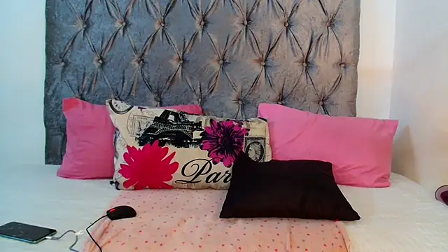 Snapshot of AvaOcean chatting on 25, 2, 2025 AvaOcean online show from 25, 2, 2025