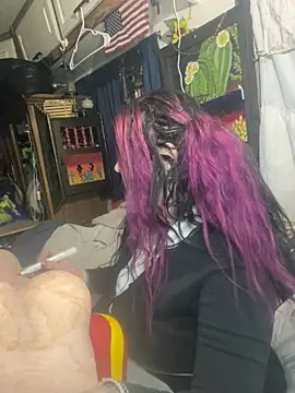 Snapshot of 1-800-FUCKYOU chatting on 5, 2, 2025 1-800-FUCKYOU online show from 5, 2, 2025