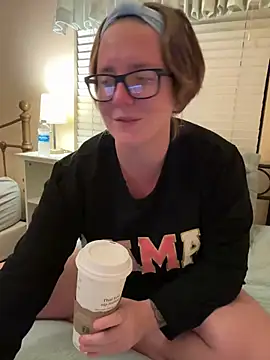 Snapshot of Lizzyloo chatting on 31, 12, 2024 Lizzyloo online show from 31, 12, 2024