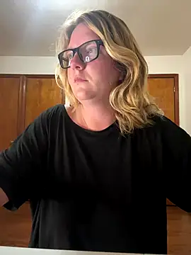 Snapshot of Lizzyloo chatting on 29, 9, 2025 Lizzyloo online show from 29, 9, 2025