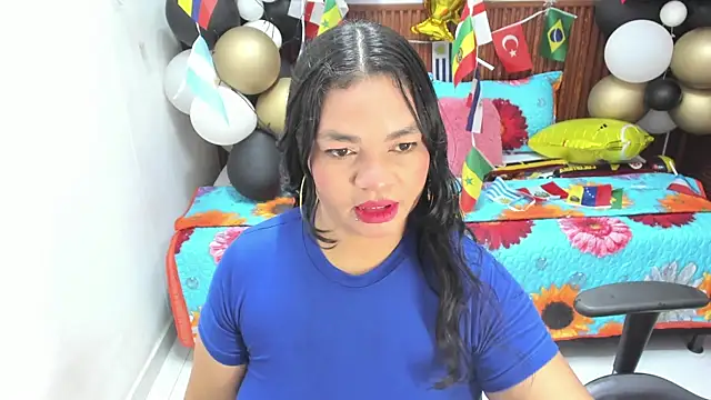 Snapshot of Cloe_35 chatting on 4, 7, 2026 Cloe 35 online show from 4, 7, 2026