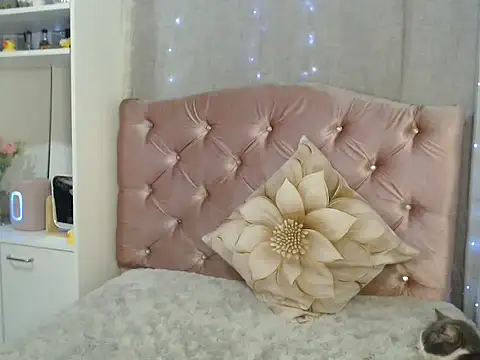 Starsweetcute online show from 14, 11, 2025