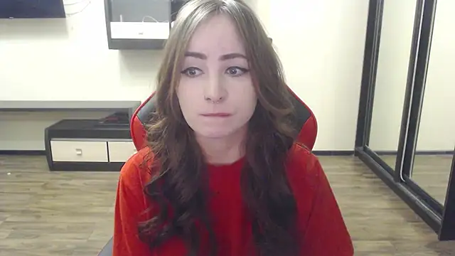 Snapshot of Laralianna chatting on 22, 12, 2024 Laralianna online show from 22, 12, 2024