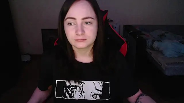 Snapshot of Laralianna chatting on 19, 12, 2025 Laralianna online show from 19, 12, 2025