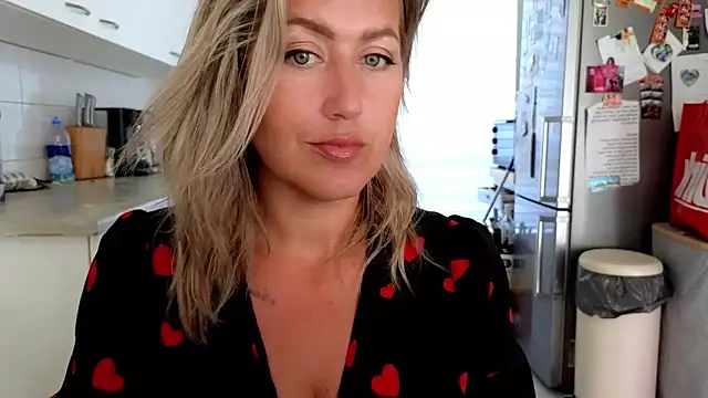 TessToy online show from 27, 5, 2026