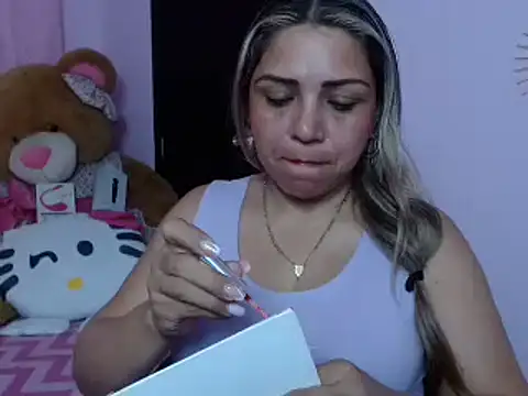 Snapshot of cum_bigass chatting on 17, 1, 2025 cum bigass online show from 17, 1, 2025