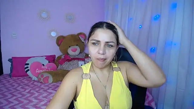 Snapshot of cum_bigass chatting on 21, 3, 2025 cum bigass online show from 21, 3, 2025