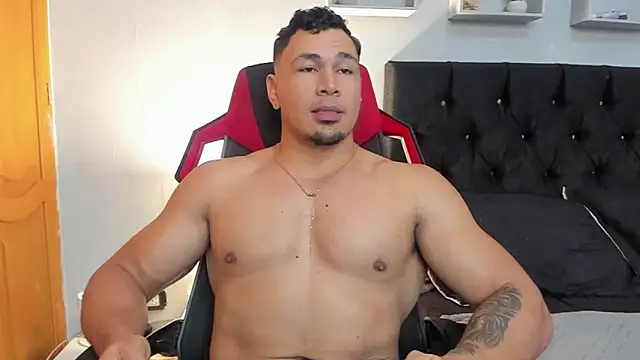 Snapshot of tyler_hank01 chatting on 17, 3, 2026 tyler hank01 online show from 17, 3, 2026