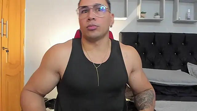 Snapshot of tyler_hank01 chatting on 27, 3, 2026 tyler hank01 online show from 27, 3, 2026