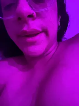 Snapshot of Ninnfa chatting on 23, 11, 2025 Ninnfa online show from 23, 11, 2025