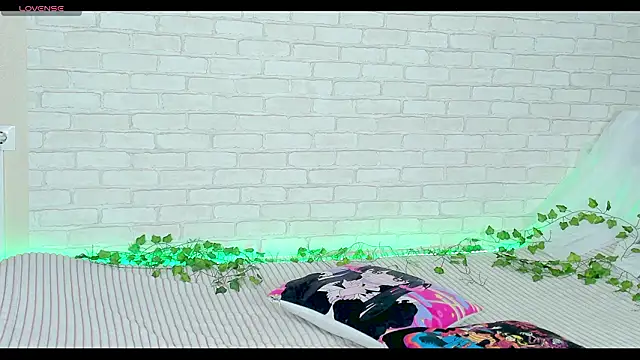 LinaKenny online show from 5, 2, 2026