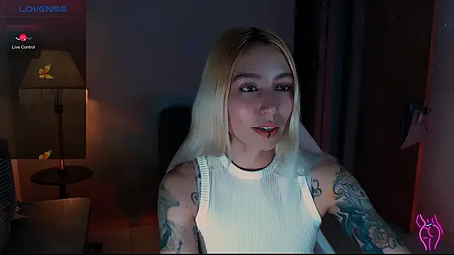 Saucy Jenn online show from 8, 12, 2024