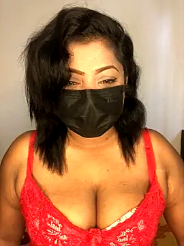 Snapshot of _Cute_ariana_ chatting on 5, 10, 2025 Cute ariana online show from 5, 10, 2025